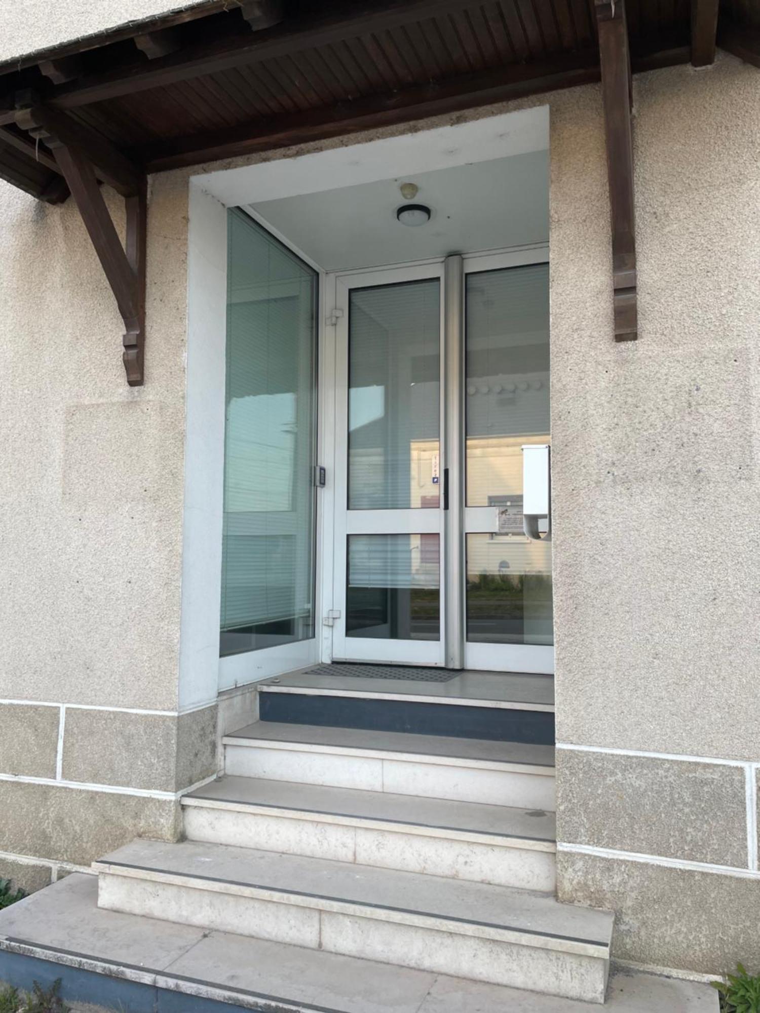 Les Chambres De La Gare 谢尔河畔努瓦耶 外观 照片